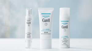キュレルの3種類の美容液を中央を主役にして並べた、選び方をイメージしやすい画像
